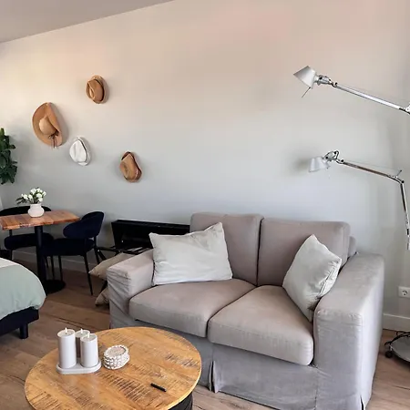 Casa Martine ホームステイ